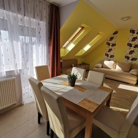 Szabo Apartman Sárvár 외부 사진